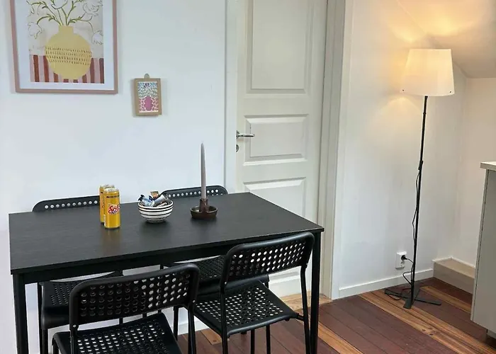 In The Middle Of In A Real Bergenshus From The 18th Century 아파트