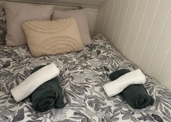 In The Middle Of In A Real Bergenshus From The 18th Century Διαμέρισμα Μπέργκεν